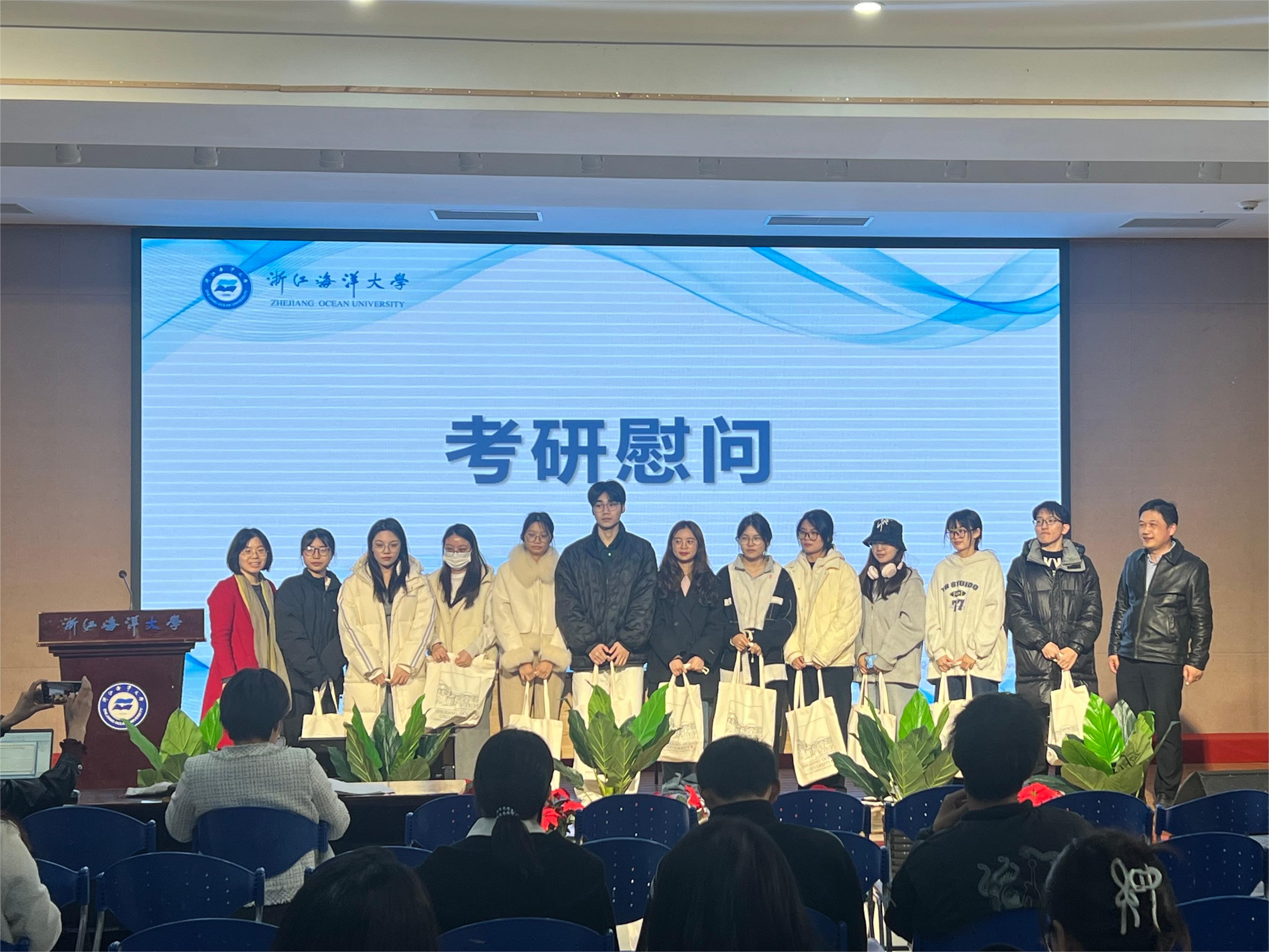 d4decab7f20616286352010f2e2d656.jpg d4decab7f20616286352010f2e2d656.jpg