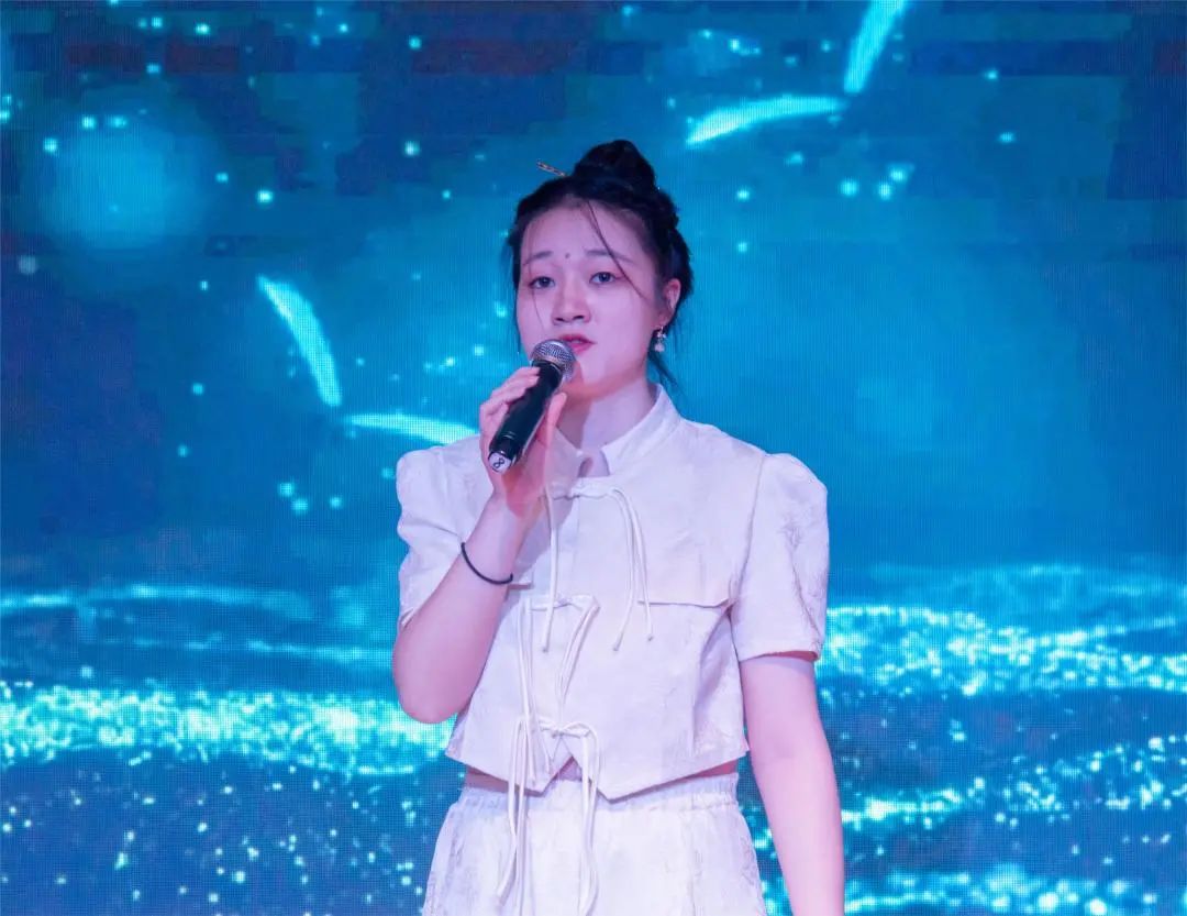 7784c4a8af00beb0facb7a76d9df503b.jpg 7784c4a8af00beb0facb7a76d9df503b.jpg